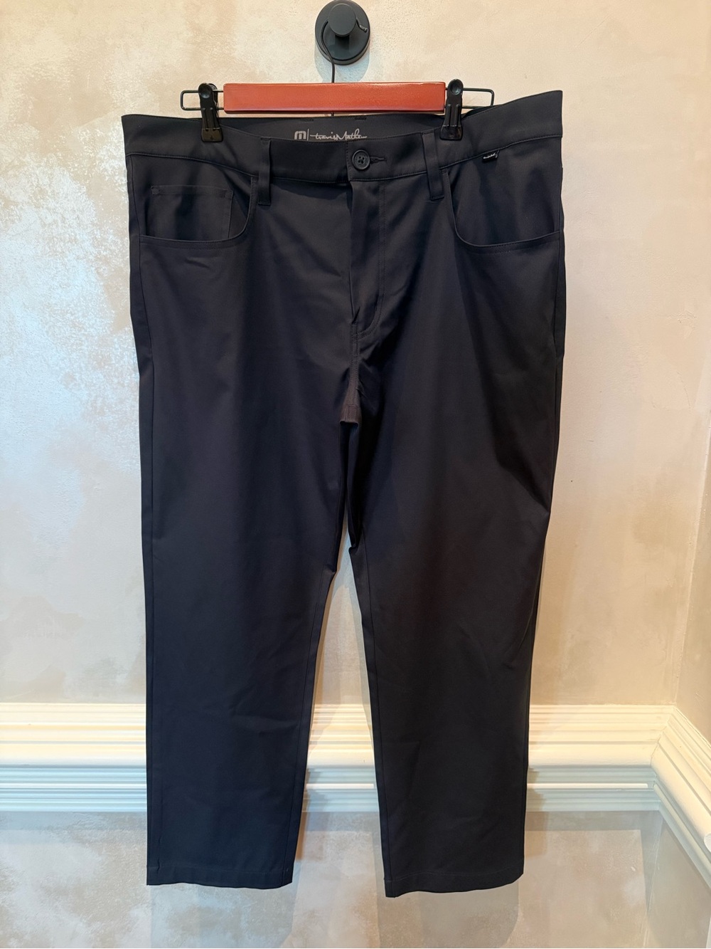Travis Mathew Men's Black Slim Straight Golf Pants